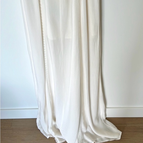 GUESS Off-White Maxi Dress Gold Embellishments Sz 6 - Picture 10 of 10